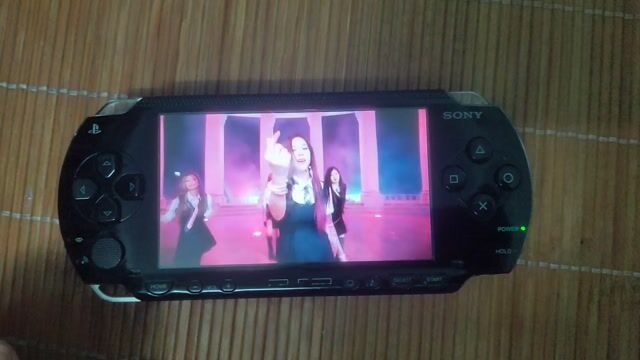 Máy chơi game Sony PSP 1000 Đen 4GB. Mua bán Thiết bị chơi game tại Quận Tây Hồ Hà Nội được đăng bởi kokami hình 1