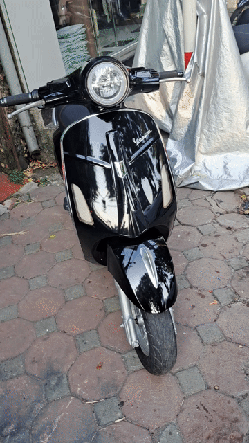 Xe máy điện Vespa màu đen(Có trả góp). Mua bán Xe máy tại Quận Đống Đa Hà Nội được đăng bởi Thiên Hương hình 1