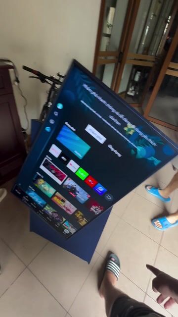 Tivi Samsung The Sero 43LS05B Xanh. Mua bán Tivi, Âm thanh tại Quận Đống Đa Hà Nội được đăng bởi Phạm Phương hình 1