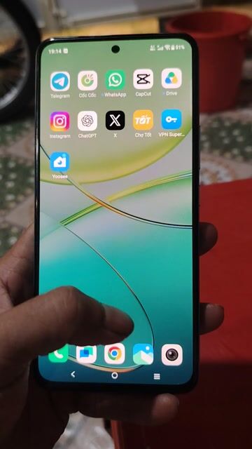 Vivo Y100 256GB Xanh Snapdragon 685. Mua bán Điện thoại tại Thị xã Bến Cát Bình Dương được đăng bởi Thuận hình 1