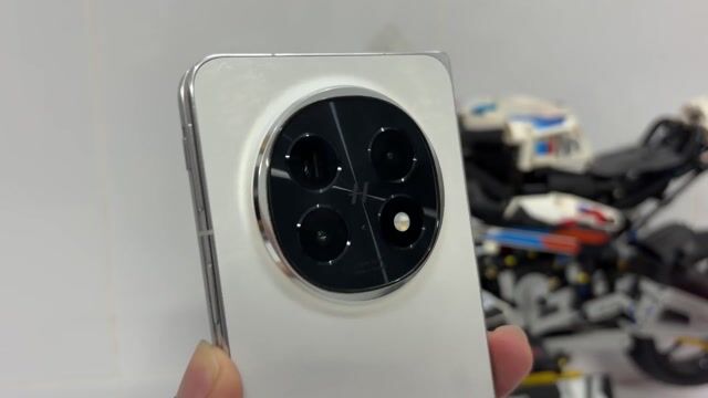 Oppo Find N5 512GB Bạc. Mua bán Điện thoại tại Quận Ninh Kiều Cần Thơ được đăng bởi Lê Khang hình 1