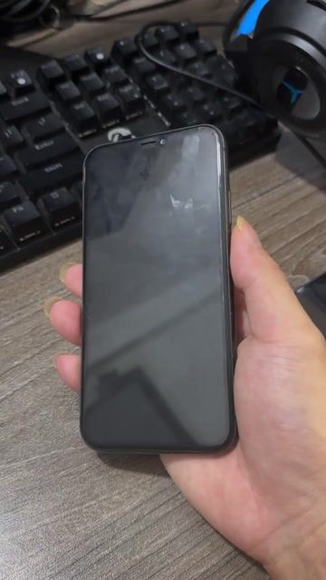 Apple iPhone 11 64GB Đen Đã dùng. Mua bán Điện thoại tại Huyện Yên Dũng Bắc Giang được đăng bởi Lê Tuấn hình 1