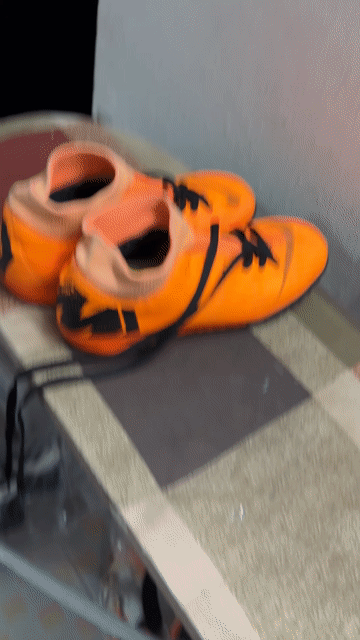 Giày đá bóng Nike MercurialX-size42.5. Mua bán Đồ thể thao, Dã ngoại tại Quận Bình Thuỷ Cần Thơ được đăng bởi Thầy Tiến 2hand hình 1