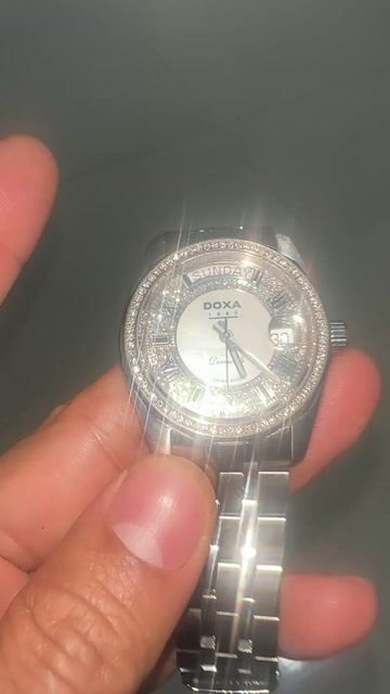 Đồng hồ kim cương tự nhiên Doxa Deluxe D105SWH. Mua bán Đồng hồ tại Quận Hồng Bàng Hải Phòng được đăng bởi Phạm hình 1