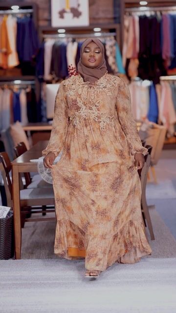 Floral Pleated Maxi Dress