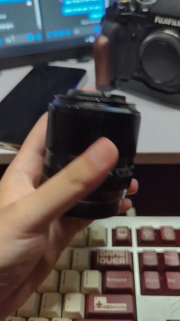Ống kính Fujifilm XF 60mm f2.4 Đen. Mua bán Máy ảnh, Máy quay tại Quận Hải Châu Đà Nẵng được đăng bởi Bắc hình 1