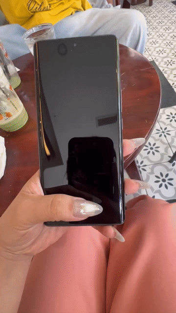 Vivo V40 5G Xám. Mua bán Điện thoại tại Thành phố Châu Đốc An Giang được đăng bởi Hpl hình 1