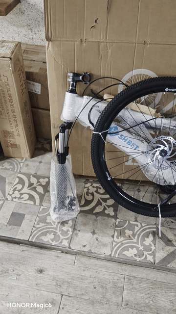 Xe đạp địa hình Hợp kim thép carbon. Mua bán Xe đạp tại Quận Tân Phú Tp Hồ Chí Minh được đăng bởi Hứa Thiên  hình 1