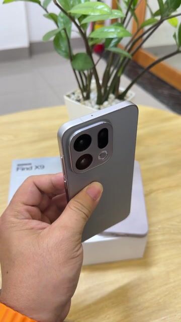 OPPO Find X9 256Gb Bạc 256G/16G. Mua bán Điện thoại tại undefined Hà Nội được đăng bởi Đặng Minh Kiên hình 1
