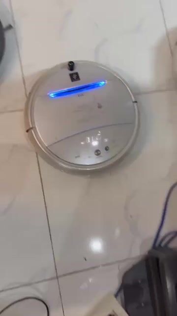 Robot hút bụi Sharp RXV100 Trắng. Mua bán Thiết bị vệ sinh, nhà tắm tại Quận Bình Thuỷ Cần Thơ được đăng bởi Trần minh Đức trí hình 1