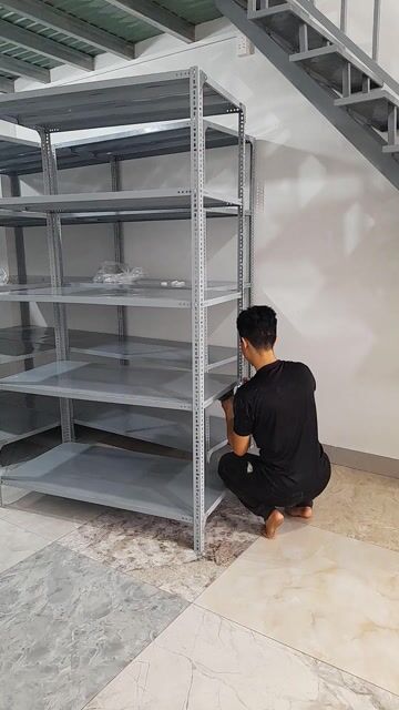 Kệ sắt V lỗ Cao 2mx 1m2x60cm 5 tầng . Mua bán Tủ, kệ gia đình tại Quận 12 Tp Hồ Chí Minh được đăng bởi Thu Hoàng hình 1