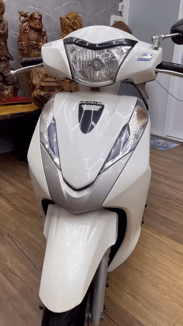 Honda Lead 125Fi 2015 biển SG máy zin, êm. Mua bán Xe máy tại Quận 7 Tp Hồ Chí Minh được đăng bởi Xe Cũ Hiếu CT hình 1