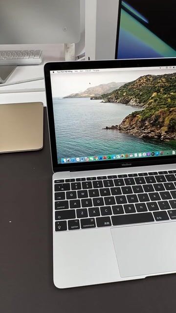 Apple MacBook M3 8GB/256GB Mới. Mua bán Laptop tại Quận Thanh Xuân Hà Nội được đăng bởi Thu Hà hình 1
