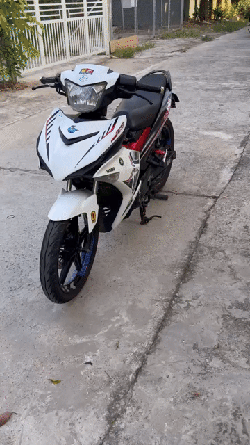 Yamaha Exciter 150 King Trắng đỏ đen. Mua bán Xe máy tại Quận Bắc Từ Liêm Hà Nội được đăng bởi Tuệ Tâm hình 1