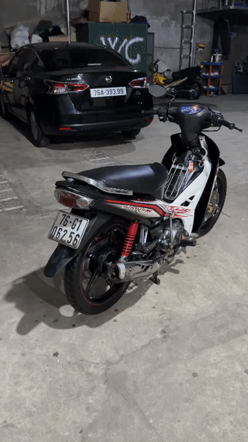 Yamaha Sirius 2012 Đen trắng đỏ. Mua bán Xe máy tại Thành phố Quảng Ngãi Quảng Ngãi được đăng bởi Hien hình 1