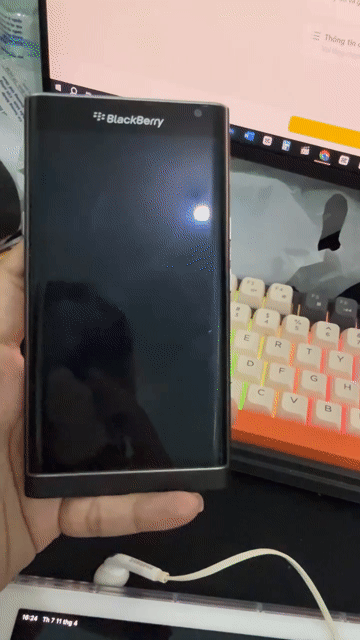 Apple iPad mini 4 512GB Vàng 4G. Mua bán Máy tính bảng tại Quận Tân Bình Tp Hồ Chí Minh được đăng bởi thanh trúc hồ hình 1