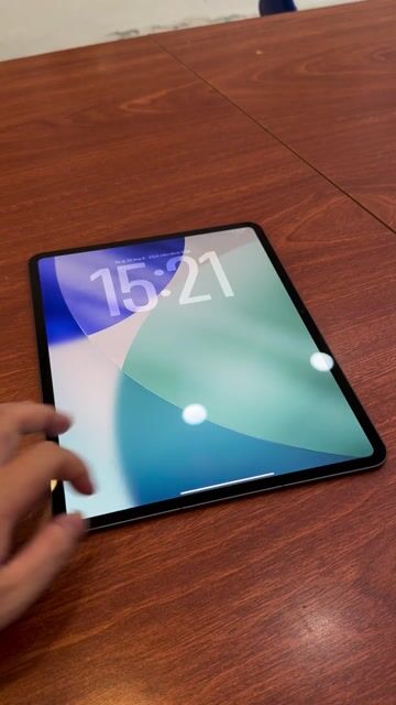 Apple iPad Pro M4 13 inch 256GB WIFI 5G, Pin 100%. Mua bán Máy tính bảng tại Quận Tân Bình Tp Hồ Chí Minh được đăng bởi Minh Tuấn hình 1