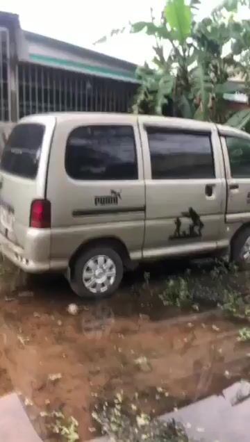 Daihatsu 2004 7 chỗ Vàng cát. Mua bán Ô tô tại Quận 12 Tp Hồ Chí Minh được đăng bởi Phạm minh hiếu hình 1