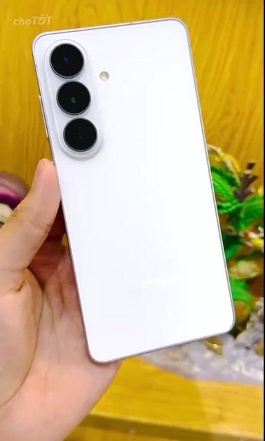 Samsung Galaxy S26 256GB Trắng 5G BH 7/2027. Mua bán Điện thoại tại Quận 10 Tp Hồ Chí Minh được đăng bởi Trần Như Ngọc hình 1