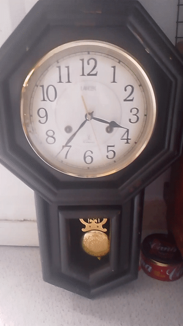 Đồng hồ treo tường Landex Gỗ Cổ điển cũ. Mua bán Nội thất, đồ gia dụng khác tại Thành phố Thủ Đức Tp Hồ Chí Minh được đăng bởi hoàng mỹ solar hình 1