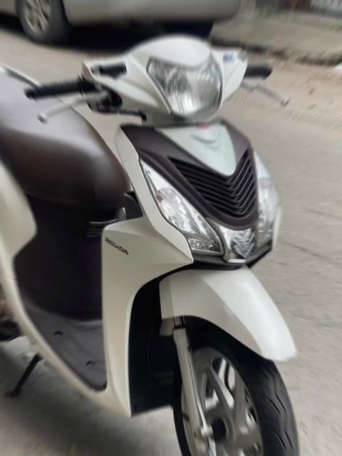 honda vision trắng xe như mới. Mua bán Xe máy tại Quận Nam Từ Liêm Hà Nội được đăng bởi Minh Minh hình 1