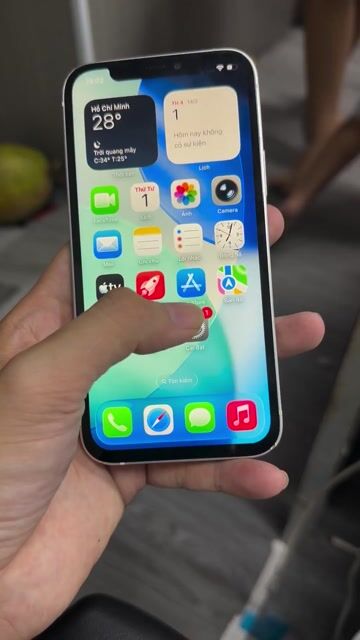 Apple iPhone 12 64GB Trắng Đã sử dụng. Mua bán Điện thoại tại Thị xã Vĩnh Châu Sóc Trăng được đăng bởi Huỳnh Dinh hình 1