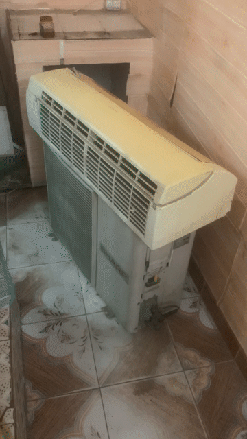 Điều hòa Sharp AU-A12LEW. Mua bán Máy lạnh, điều hoà tại Quận Hoàng Mai Hà Nội được đăng bởi Nguyen ngoc Quang hình 1