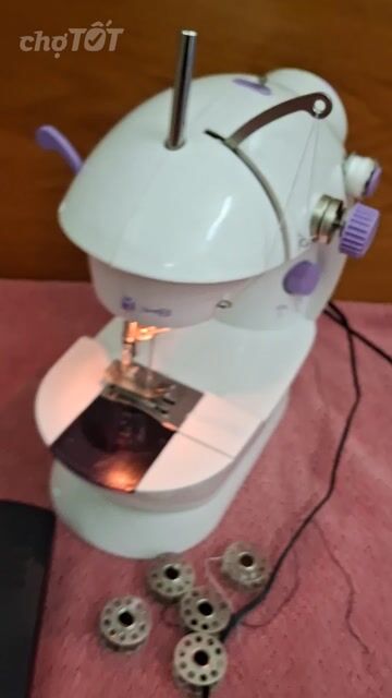 Máy may mini CMD 202 Trắng, Tím. Mua bán Nội thất, đồ gia dụng khác tại Quận 4 Tp Hồ Chí Minh được đăng bởi Hạnh hình 1