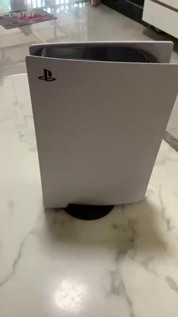 Sony PlayStation 5 Trắng + 2 tay bấm. Mua bán Thiết bị chơi game tại Thành phố Thủ Dầu Một Bình Dương được đăng bởi Lê Thị Tiên hình 1