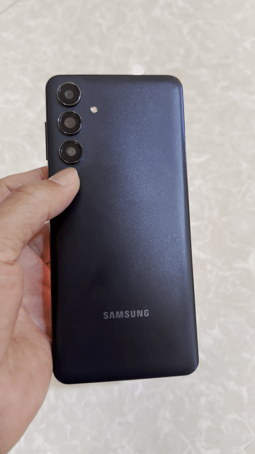 Samsung Galaxy M55 256GB Việt Nam. Mua bán Điện thoại tại Huyện Gia Lâm Hà Nội được đăng bởi Nguyễn Phan hình 1