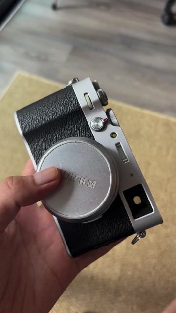Máy ảnh Fujifilm X100V Bạc Đã sử dụng. Mua bán Máy ảnh, Máy quay tại Quận Phú Nhuận Tp Hồ Chí Minh được đăng bởi Bảo Gia hình 1
