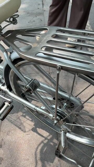 Xe đạp Nhật Bản màu Bạc nguyên bản. Mua bán Xe đạp tại Quận Hoàn Kiếm Hà Nội được đăng bởi Nguyễn Thanh Tùng hình 1