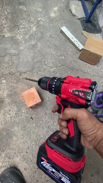 Máy khoan pin và bắn vít 21V không chổi than