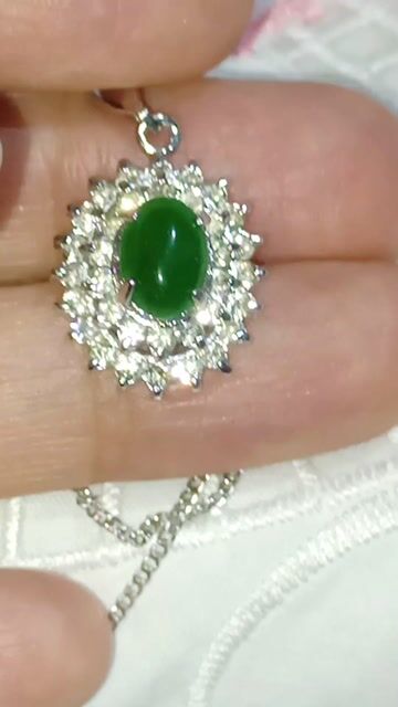 Dây chuyền si nhật đính viên Đá xanh Vintage . Mua bán Phụ kiện thời trang khác tại Huyện Cai Lậy Tiền Giang được đăng bởi Phạm Ánh thanh lý hàng hiệu hình 1