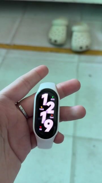 Xiaomi band 10 bản gốm. Mua bán Thiết bị đeo thông minh tại Huyện Củ Chi Tp Hồ Chí Minh được đăng bởi Linh Vi hình 1