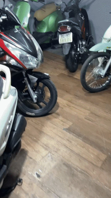 Piaggio Vespa Sprint 2015 chính chủ bstp. Mua bán Xe máy tại Quận Tân Phú Tp Hồ Chí Minh được đăng bởi Trung Nguyễn hình 1