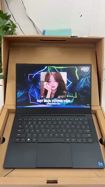 Razer Blade Stealth 13 Gaming Mỏng Nhẹ. Mua bán Laptop tại Quận Nam Từ Liêm Hà Nội được đăng bởi Junioor Computer hình 1