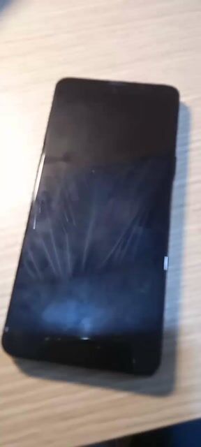 Samsung Galaxy S9 Vàng. Mua bán Điện thoại tại Thị xã Vĩnh Châu Sóc Trăng được đăng bởi Nghĩa Phan hình 1
