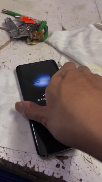 Huawei Mate 20 Pro Đã qua sử dụng. Mua bán Điện thoại tại Thành phố Thuận An Bình Dương được đăng bởi pham van thuan hình 1