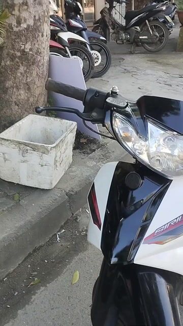 Yamaha Sirius 2019 Trắng đen. Mua bán Xe máy tại Quận Liên Chiểu Đà Nẵng được đăng bởi Luong Tin hình 1