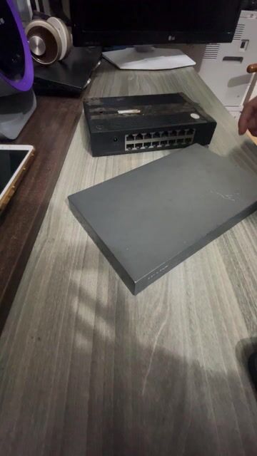 Bộ định tuyến TP-Link TL-R470T+ Đen. Mua bán Phụ kiện (Màn hình, Chuột...) tại Huyện Gia Lâm Hà Nội được đăng bởi Nguyễn Thuý hình 1