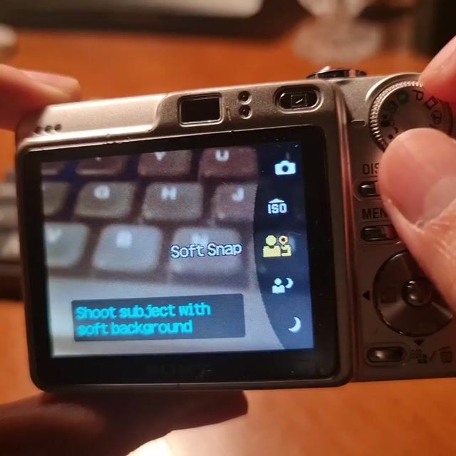 Máy ảnh Sony Cyber-shot DSC W-55. Mua bán Máy ảnh, Máy quay tại Quận 6 Tp Hồ Chí Minh được đăng bởi Thanh Trà hình 1