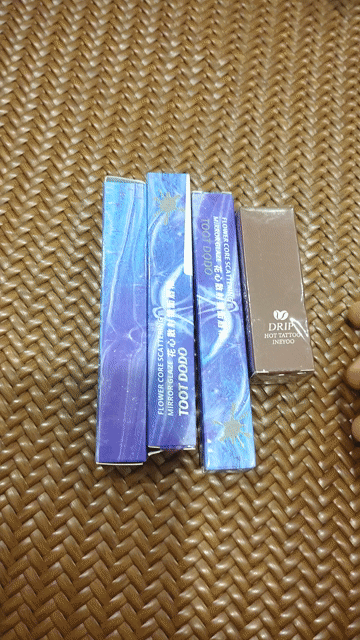 Son bóng TOOT DODO Flower Core Scattering Nữ. Mua bán Phụ kiện thời trang khác tại Quận Hoàng Mai Hà Nội được đăng bởi Dangduong Nguyen hình 1