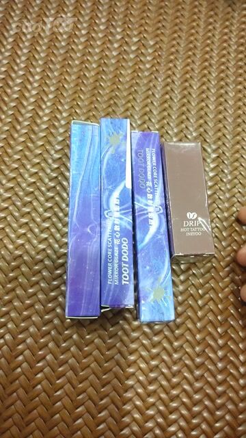 Son bóng TOOT DODO Flower Core Scattering Nữ. Mua bán Phụ kiện thời trang khác tại Quận Hoàng Mai Hà Nội được đăng bởi Dangduong Nguyen hình 1
