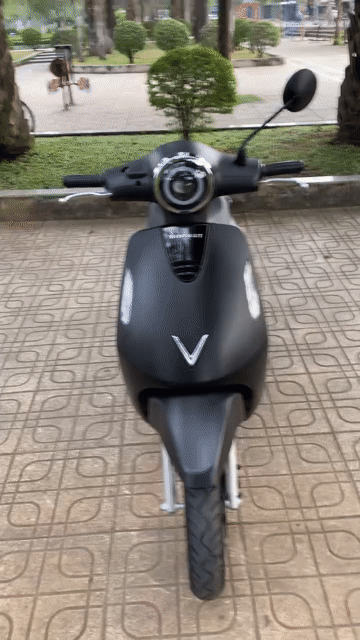 Xe máy điện VinFast EVO 200 Đen 7000 km. Mua bán Xe máy tại Quận Bình Thạnh Tp Hồ Chí Minh được đăng bởi văn vũ hình 1