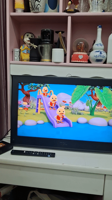 Tivi TCL 24 inch Đen. Mua bán Tivi, Âm thanh tại Quận 4 Tp Hồ Chí Minh được đăng bởi Hạnh hình 1