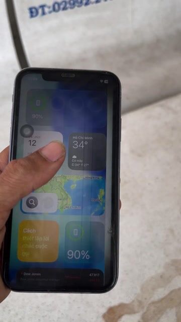 Apple iPhone 11 128GB Tím Cần thay màn hình. Mua bán Điện thoại tại Thành phố Sóc Trăng Sóc Trăng được đăng bởi Kim Châu hình 1