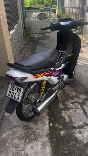 Honda wave zx 2005 máy móc zin ngoại hình đẹp keng. Mua bán Xe máy tại Thành phố Quảng Ngãi Quảng Ngãi được đăng bởi Hien hình 1