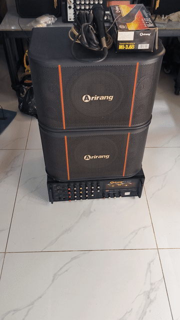 Bộ karaoke Arirang PA-203III Đen kèm 2 míc hát hay. Mua bán Tivi, Âm thanh tại undefined undefined được đăng bởi Đồ thanh lý hình 1