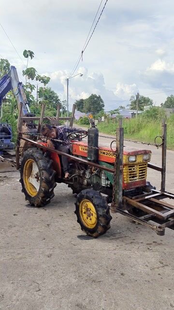 Máy cày 2 cầu. Mua bán Phương tiện khác tại Huyện Định Quán Đồng Nai được đăng bởi Lộc Nguyển hình 1